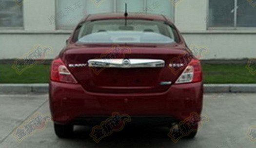 100446-Nissan Sunny 1.jpg, 32 KB