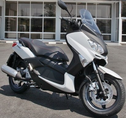 100947-yamaha 1.jpg, 56 KB