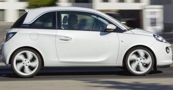 101751-opel adam 11.jpg, 41 KB