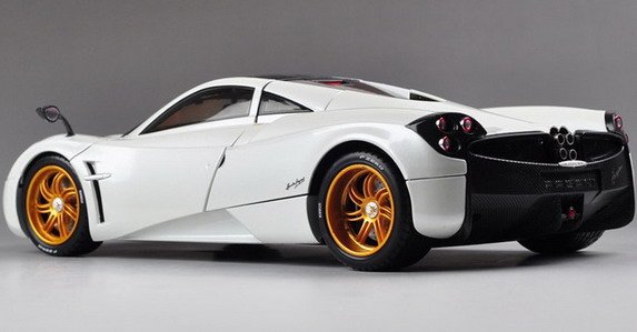 104564-pagani huayra 1111.jpg, 39 KB