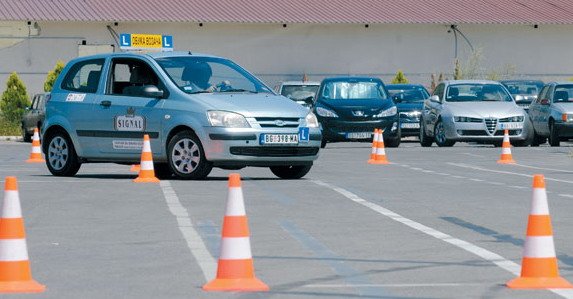 104738-auto skola.jpg, 52 KB