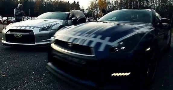 105526-nissan gtr.jpg, 52 KB