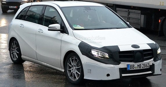 106730-mercedes b 1.jpg, 59 KB