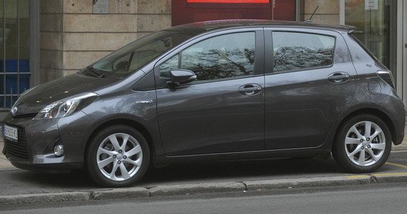 106844-toyota yaris.jpg, 49 KB