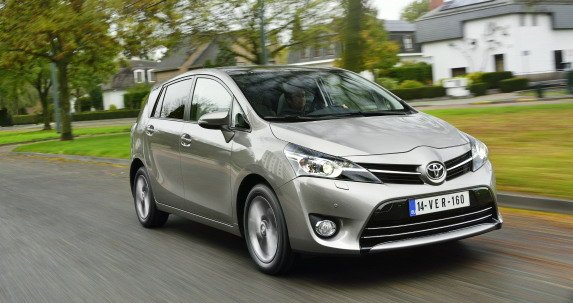 106998-toyota verso 11.jpg, 67 KB