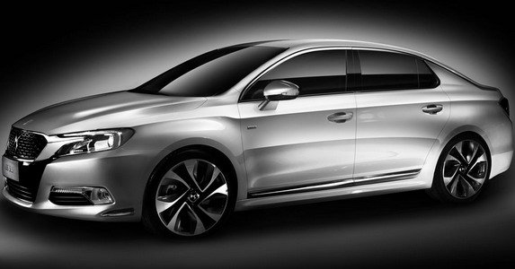 107310-citroen ds5 4.jpg, 36 KB