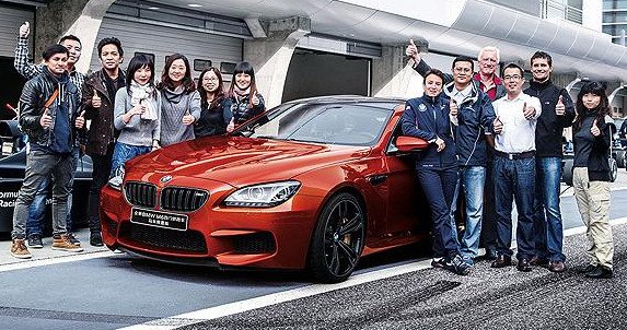 108854-bmw m 111.jpg, 100 KB