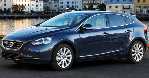 109944-Volvo V40 11.jpg, 74 KB
