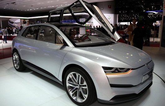 110583-giugiaro 1.jpg, 75 KB