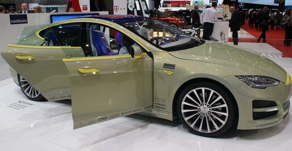 110603-rinspeed 1.jpg, 66 KB