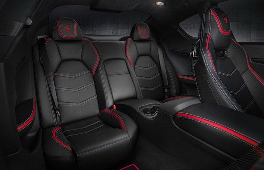 112206-maserati 111.jpg, 40 KB