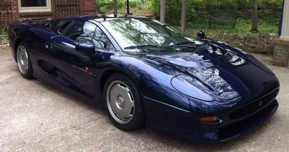 113368-jaguar xj 220.jpg, 69 KB