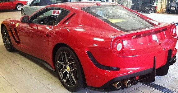 114814-ferrari sp.jpg, 64 KB