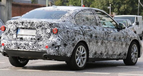 118314-bmw 1 sedan 11.jpg, 76 KB