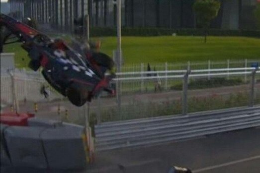 118747-crash 1.jpg, 34 KB