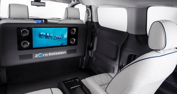 119258-nissan e-nv200 11.jpg, 38 KB