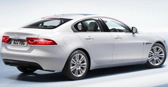 119740-jaguar xe 11.jpg, 39 KB