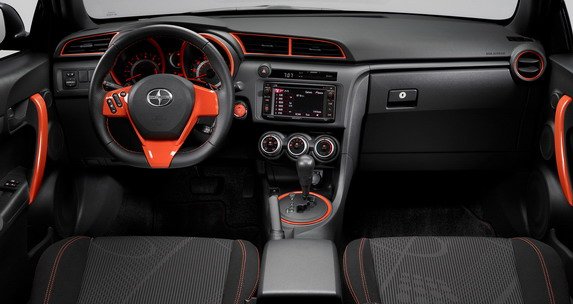 121117-Scion tC 11.jpg, 46 KB
