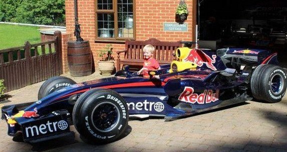 121682-red bull f1.jpg, 75 KB