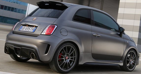 122899-Abarth 695 111.jpg, 52 KB