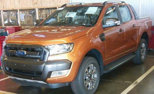 126039-ford r 11.jpg, 59 KB