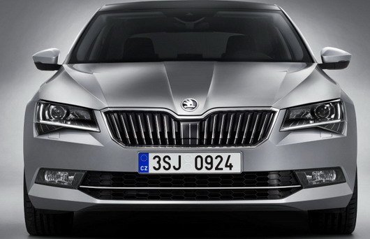 126461-Skoda Superb 2.jpg, 43 KB