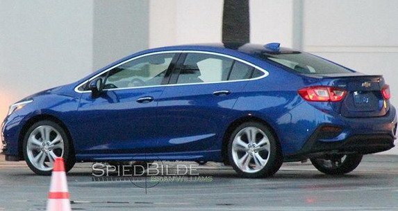 130698-chevrolet cruze 33.jpg, 53 KB