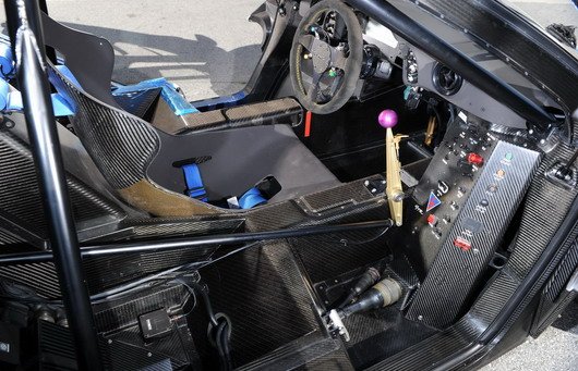 131802-mclaren gtr 1111.jpg, 77 KB