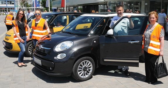 133411-fiat 500 5.jpg, 86 KB