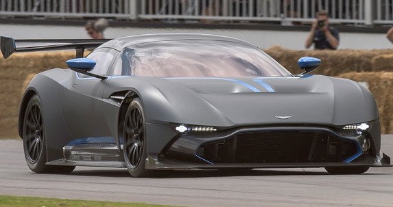 133421-aston v 1.jpg, 45 KB