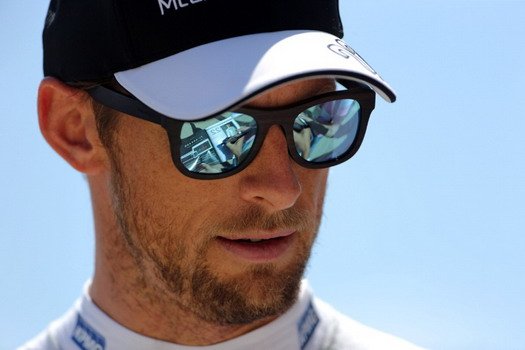 134507-baton.jpg,  bytes