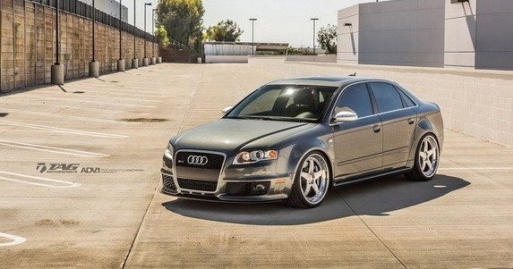 136813-audi rs4 1.jpg, 63 KB