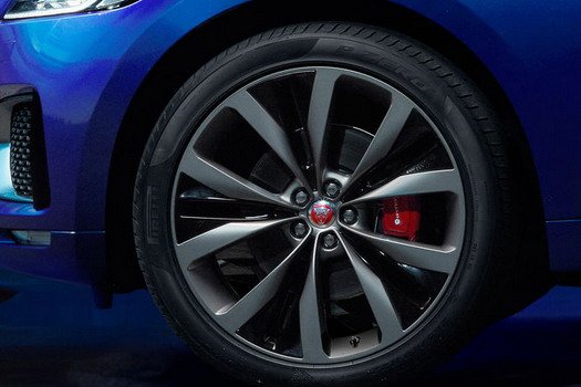 136840-jaguar f 55.jpg, 46 KB