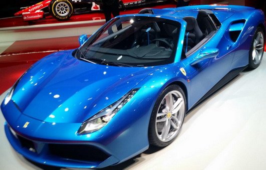 137467-ferrari 488 1.jpg, 59 KB