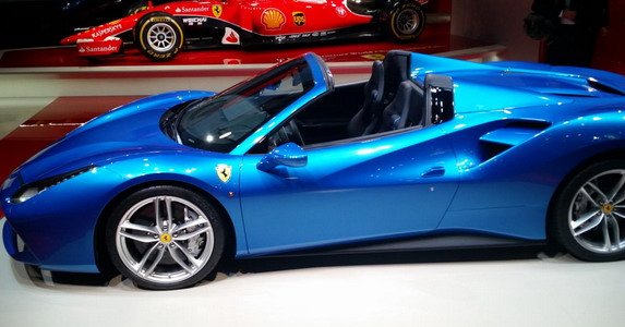 137468-ferrari 488 11.jpg, 53 KB
