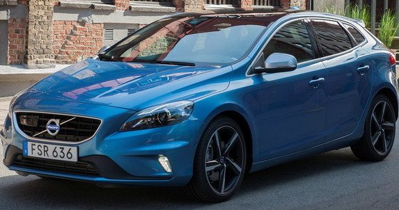 139106-volvo v40.jpg, 67 KB