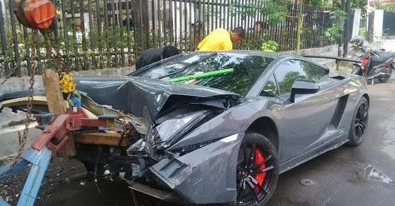 141681-lamborghini g 1.jpg, 78 KB