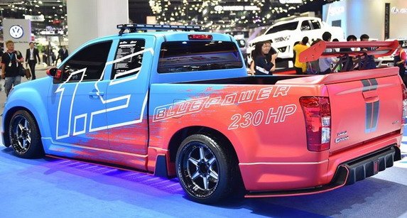 141718-isuzu d 11.jpg, 78 KB