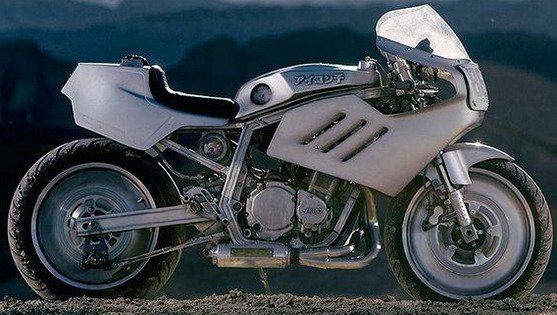 145522-suzuki gsx 1.jpg, 70 KB