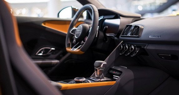 146780-audi r8 1111.jpg, 39 KB