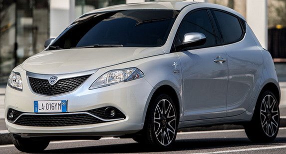 147691-lancia y 1.jpg, 54 KB