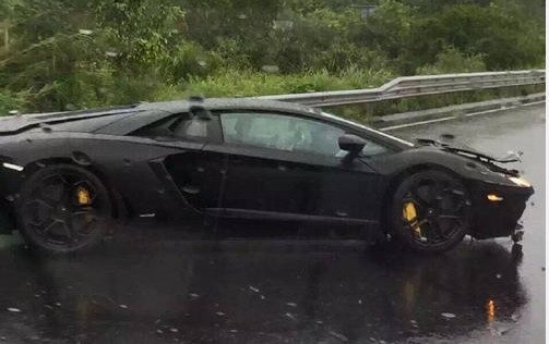151195-lambo a 111.jpg, 40 KB