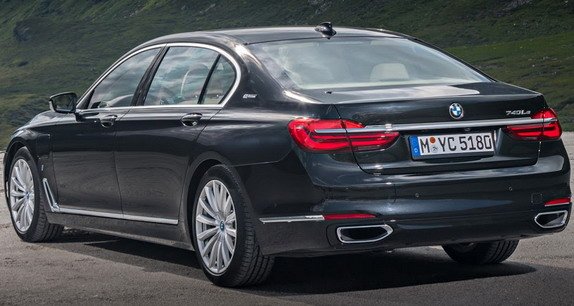 151916-bmw 740 1111.jpg, 55 KB