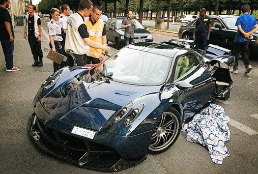 152158-pagani c 1.jpg, 95 KB