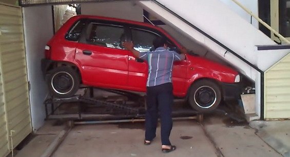 152547-parking.jpg, 54 KB