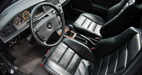 152975-mercedes 190 11.jpg, 57 KB