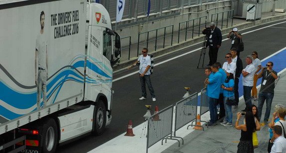 153637-volvo t 1.jpg, 62 KB