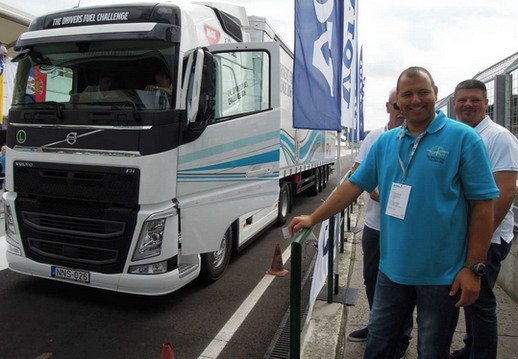 153638-volvo t 11.jpg, 61 KB