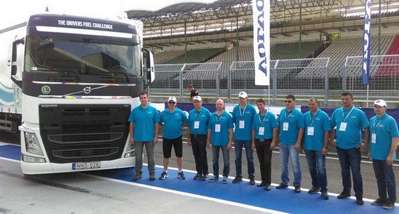 153639-volvo t 111.jpg, 71 KB