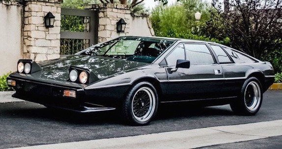 156022-lotus e 1.jpg, 79 KB
